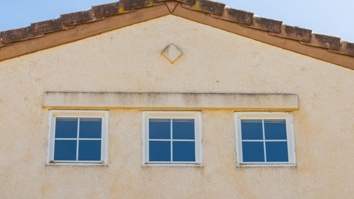 Elastomeric vs. Acrylic: Which Coating Is Right for Arizona Stucco?